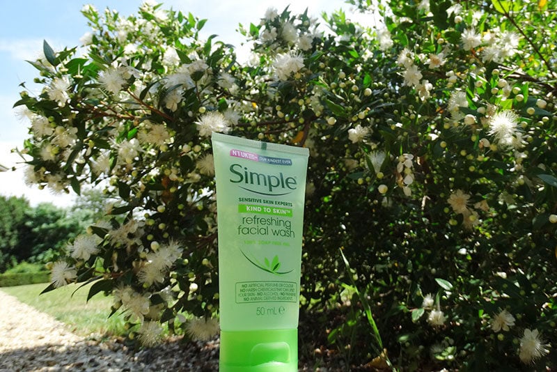 simple refreshing facial wash review